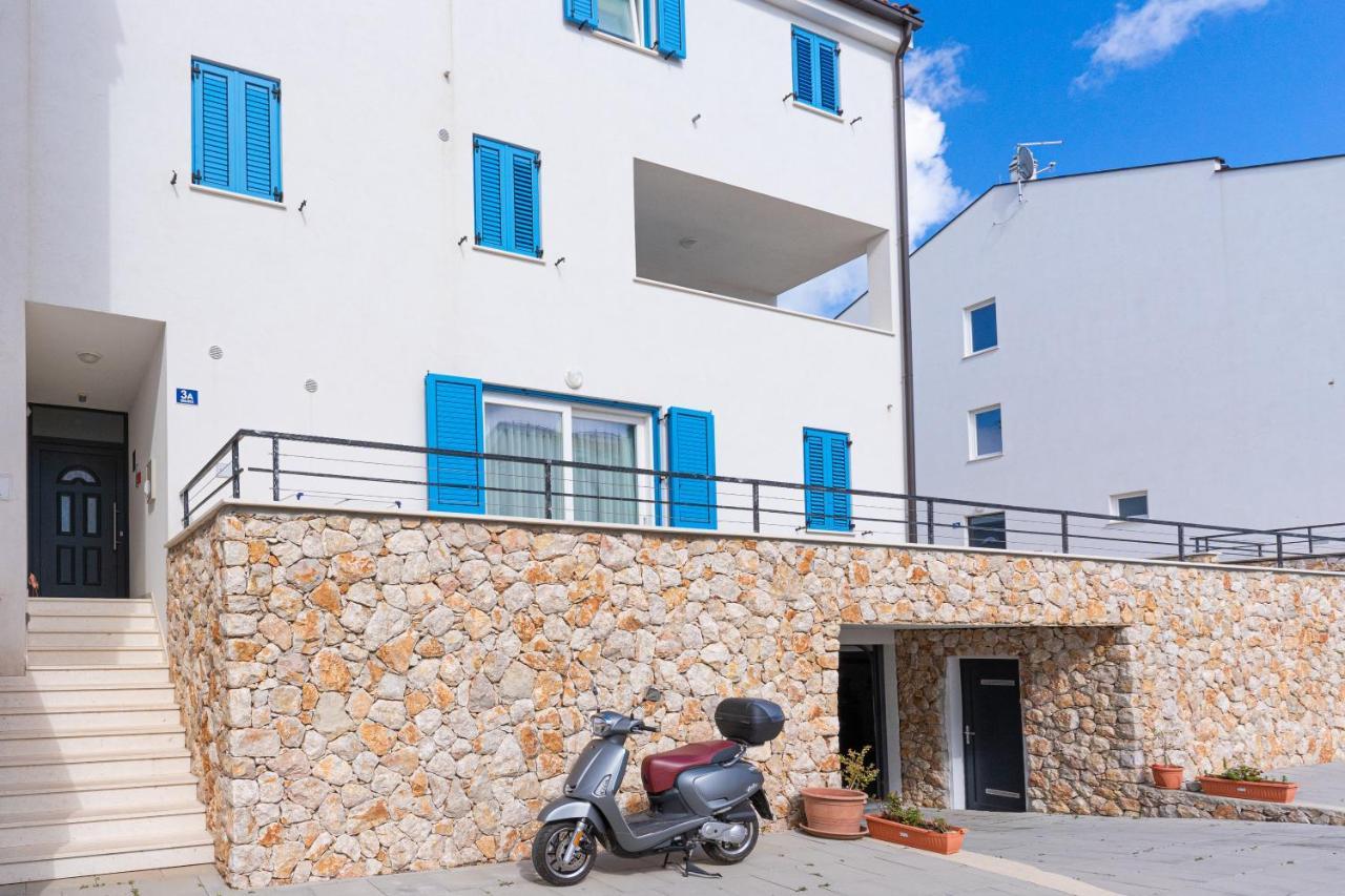 Sea View Luxury Cres